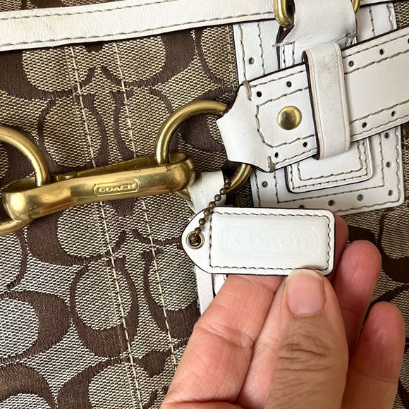 Coach Vintage Hampton Satchel with Signature Canvas and White Leather Trim - Picture 3 of 11
